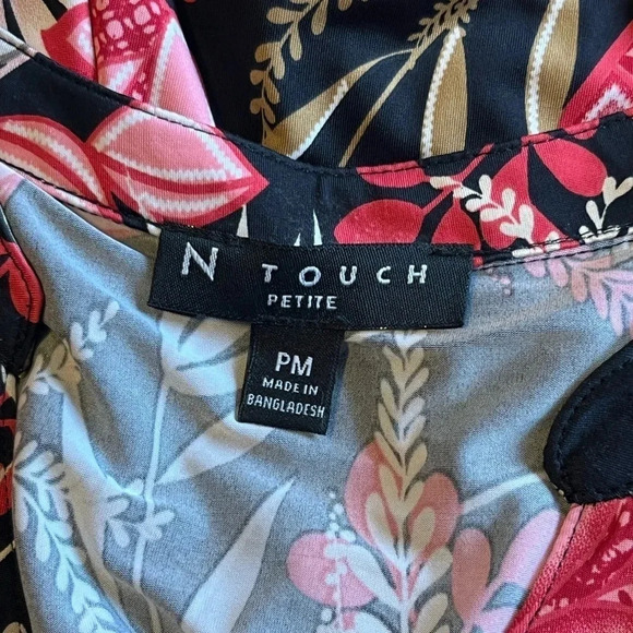 N Touch | Floral Blouse - Picture 4 of 4